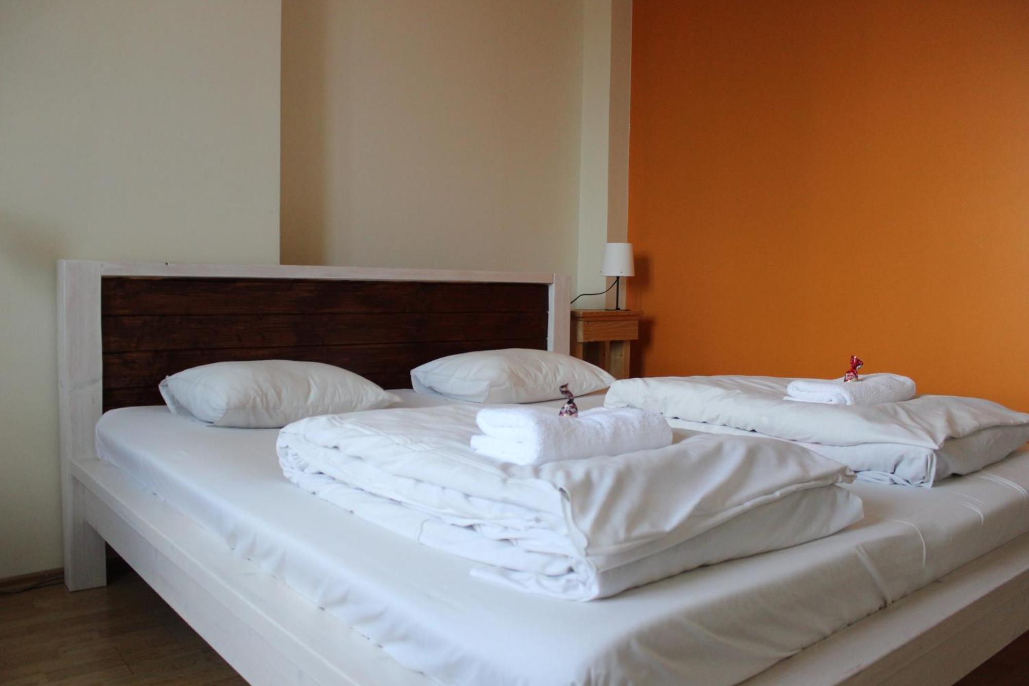 Viru Backpackers